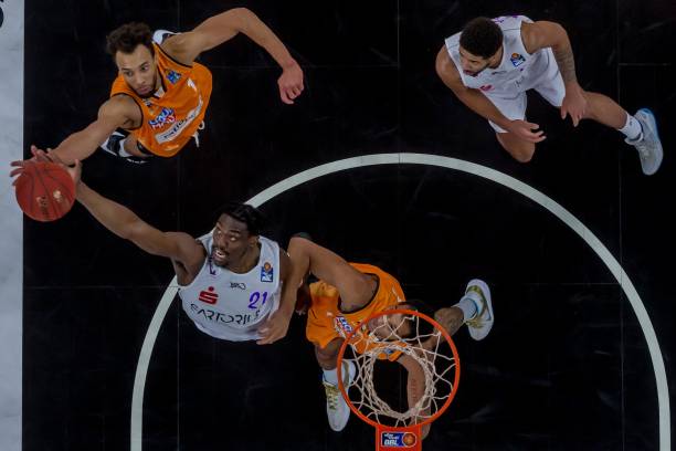 加盟阿森纳 加盟阿森纳